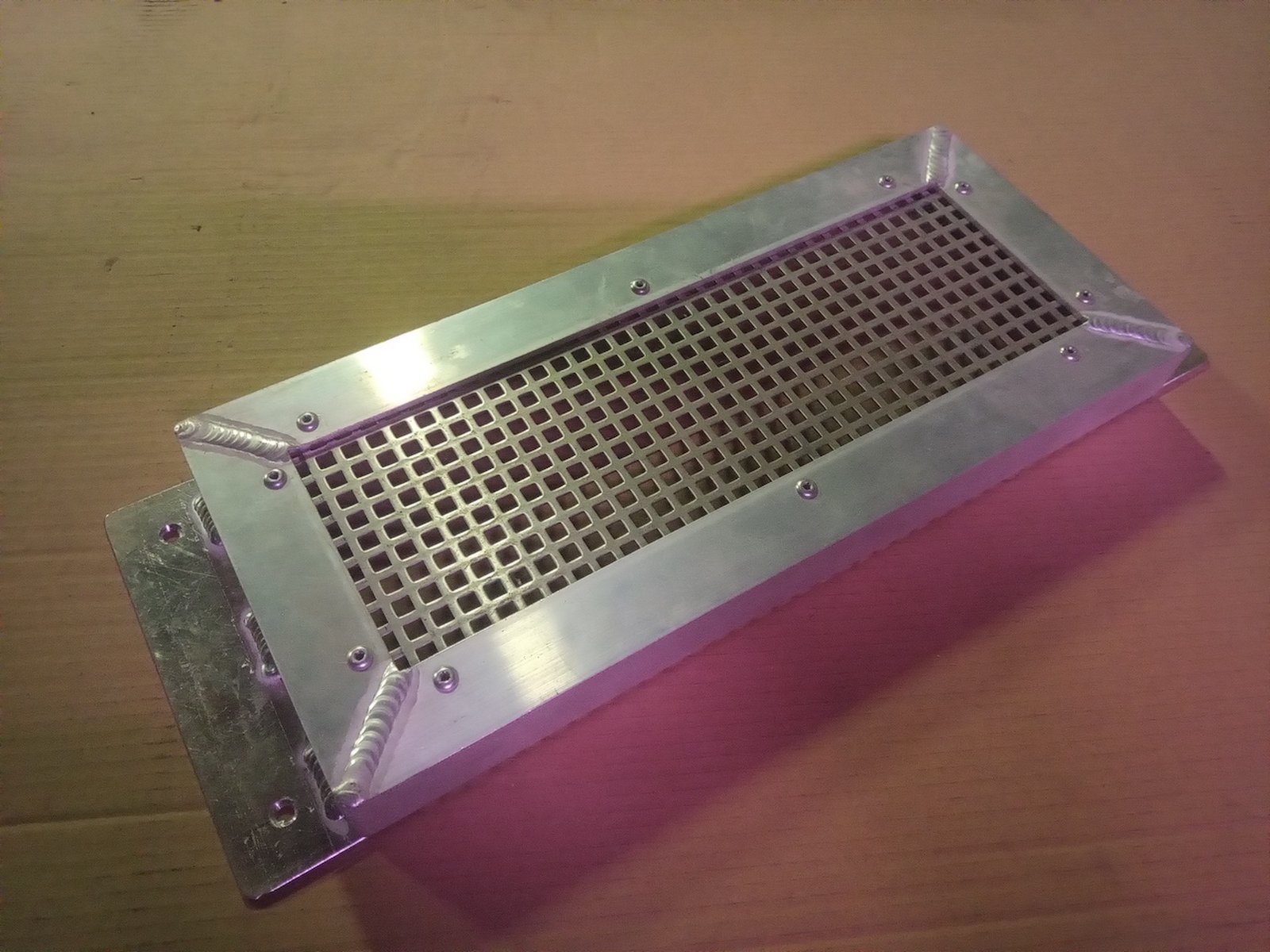 Aluminium rooster